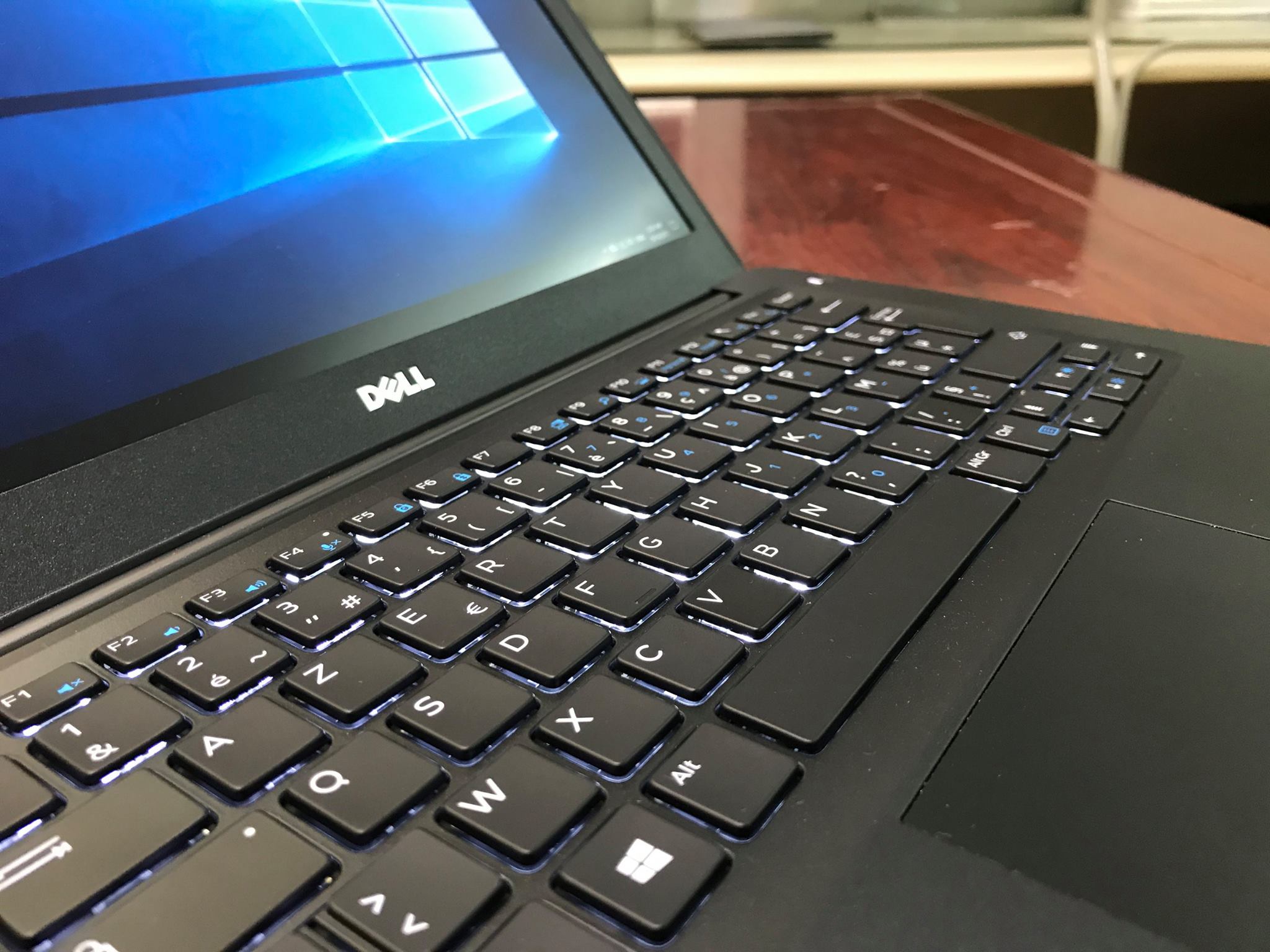 Laptop Dell Latitude 7280 -1.jpg